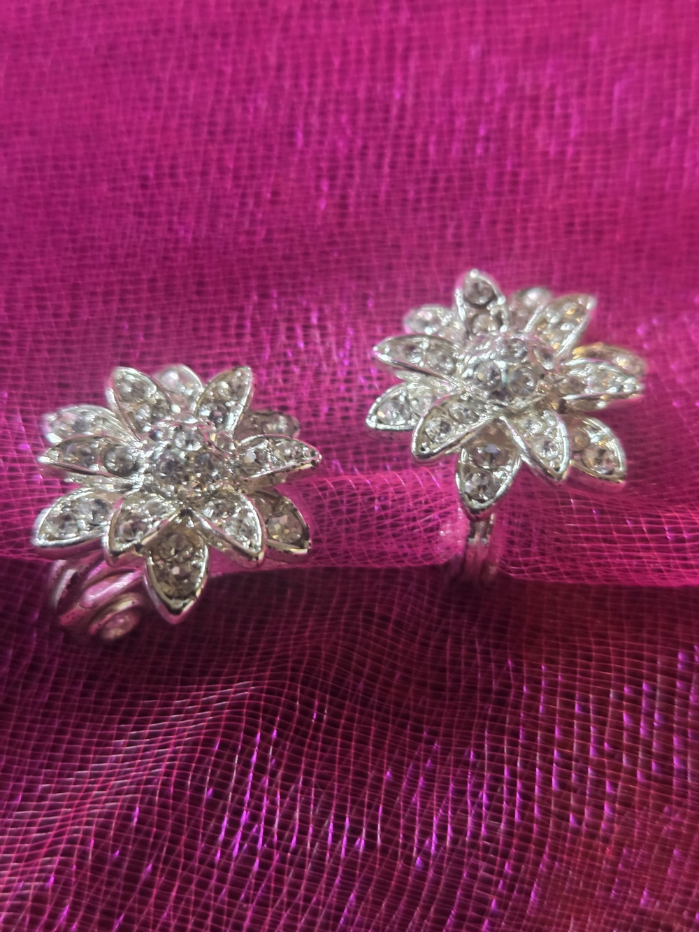 Sparkling Silver Floral Earrings with Clear Crystals Hmn